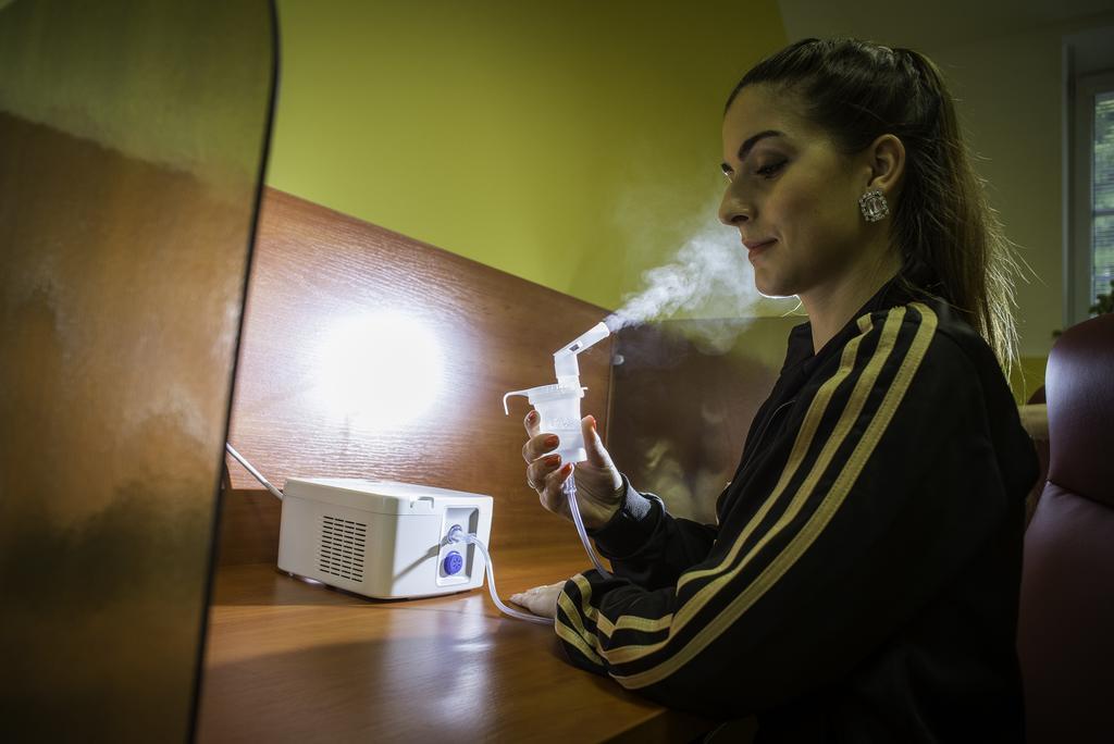 Hotel Skalka Rajecké Teplice Buitenkant foto